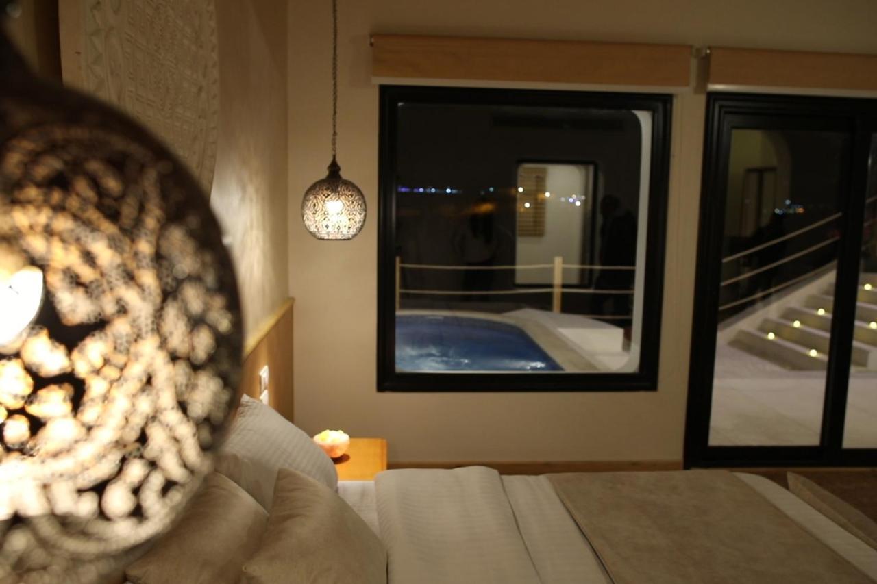 Benben By Dhara Hotels - Adults Only Aswan Buitenkant foto The interior of a suite