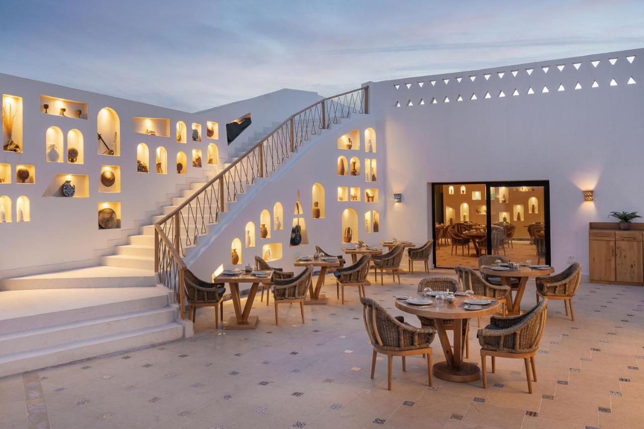 Benben By Dhara Hotels - Adults Only Aswan Buitenkant foto The restaurant at the hotel